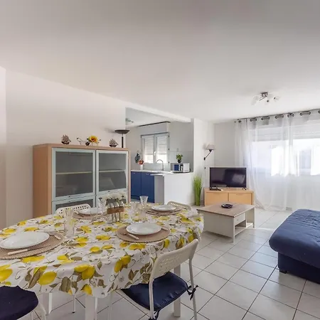 Appartement Port-frejus - Le Consul