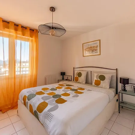 Apartment Port-frejus - Le Consul